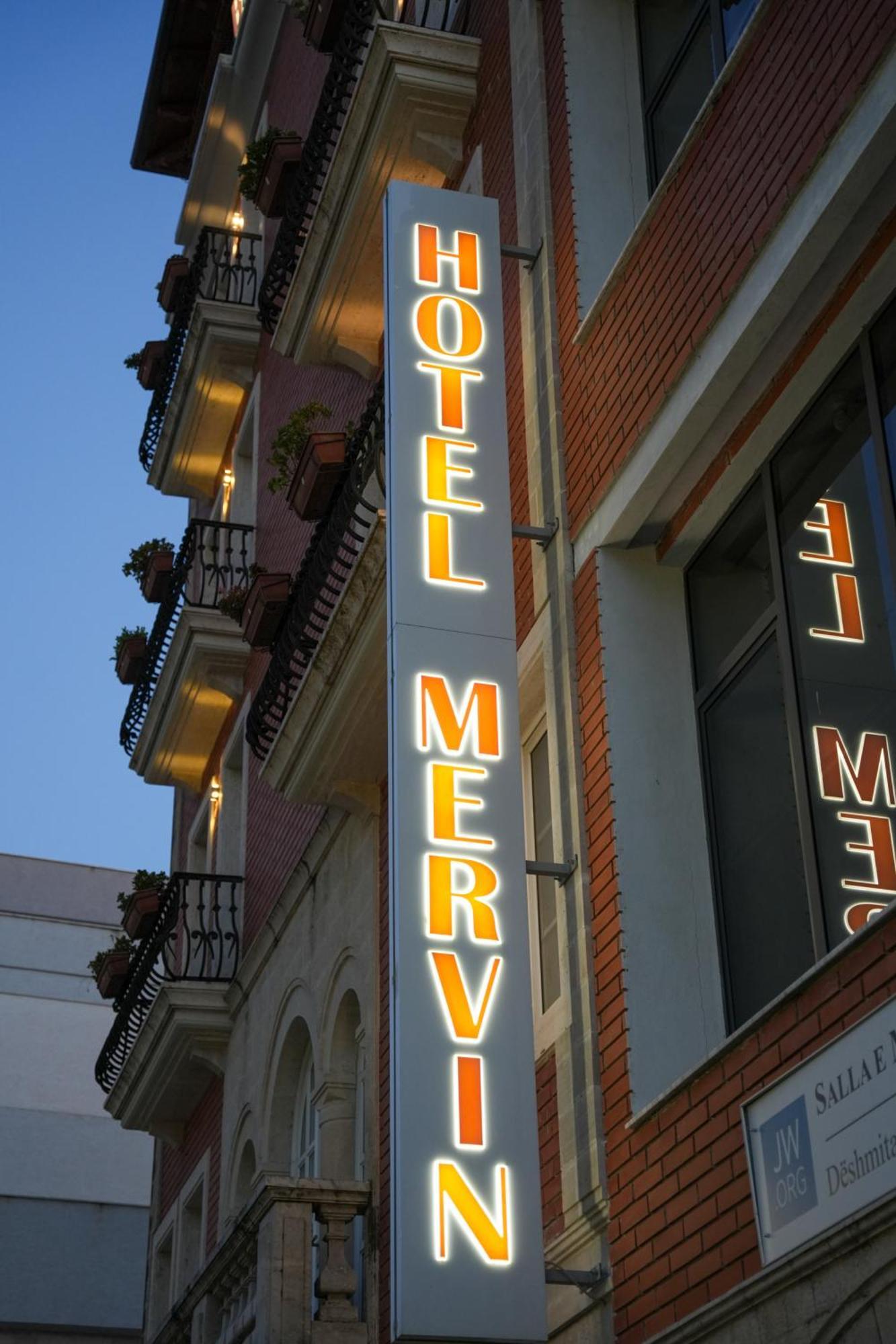 Mervin Hotel Крує Екстер'єр фото